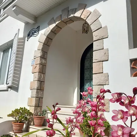 Do Sol D'hôtes Les Pins